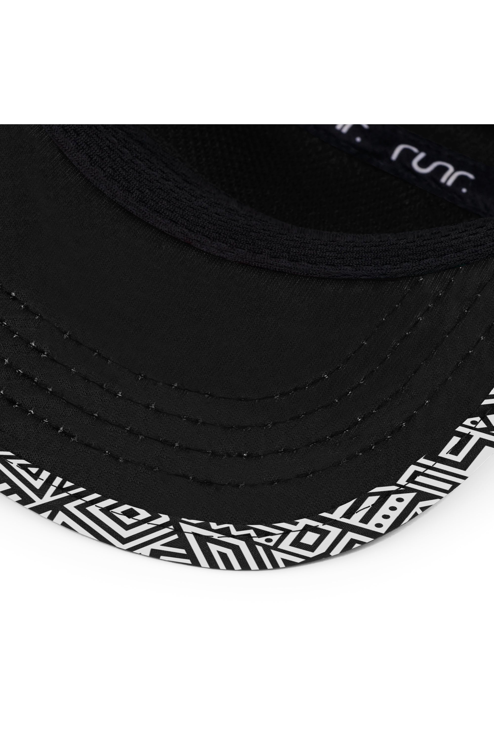 Runr Santiago Technical Running Hat